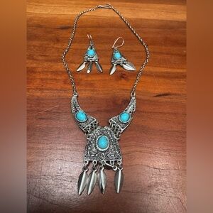 Vintage Southwestern Necklace & Matching Earrings